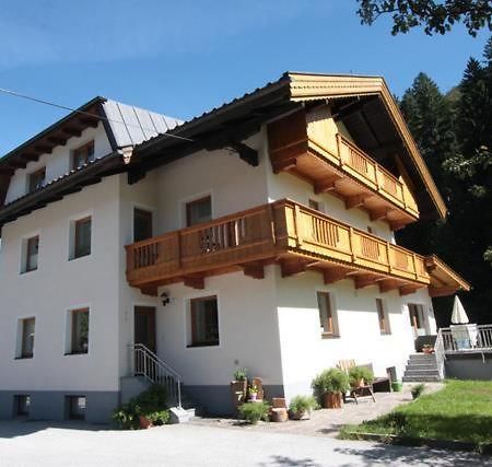 Gaestehaus Hauser Хайнценберг Екстериор снимка